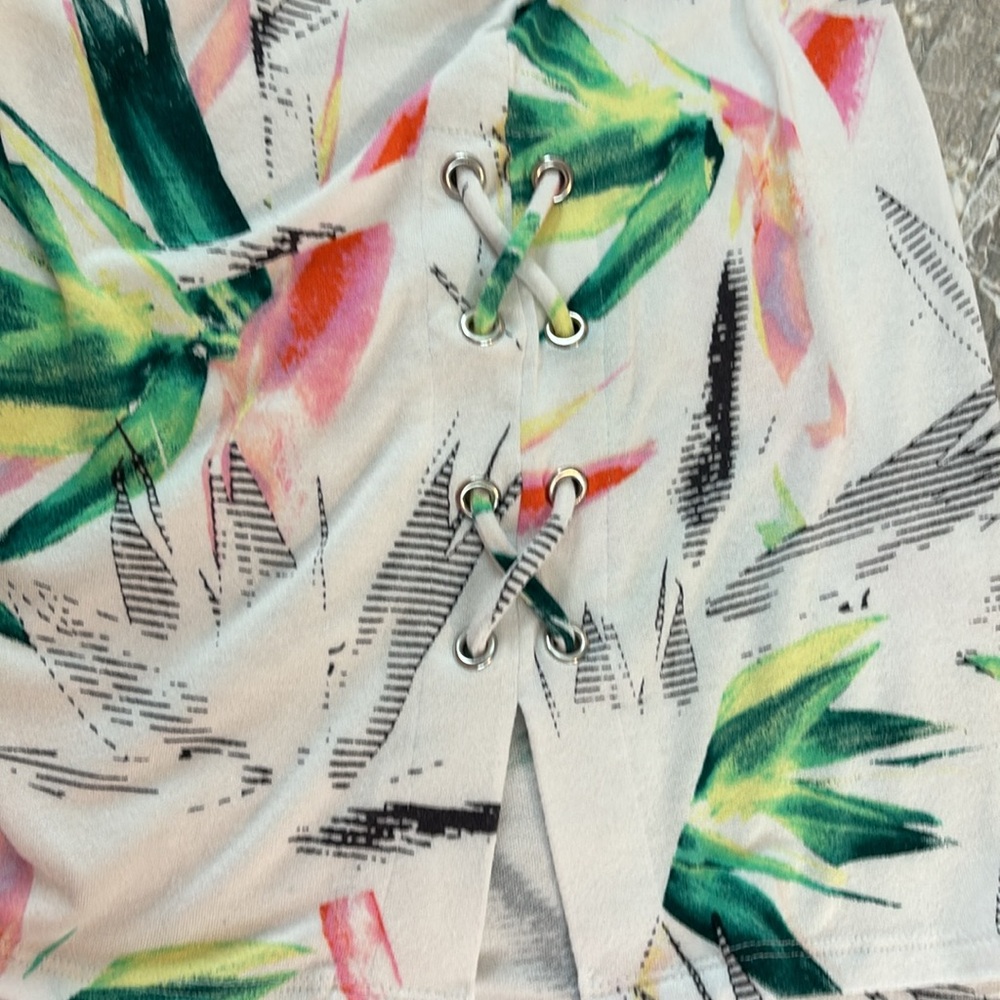 APT. 9 Tropical Print V Neck Sleeveless Tunic in Size XL - Picture 3 of 8